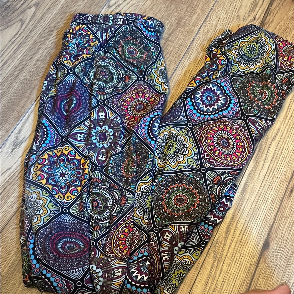 Colorful Geometric Patterned Pants (Bin L)